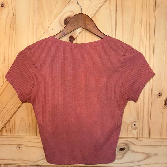 Artland Women's Mauve V-Neck Ribbed Tee - Picture 3 of 3